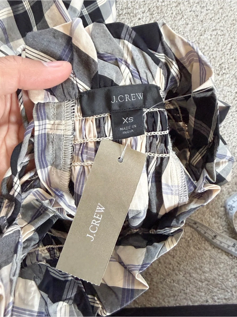 NWT J. Crew Women’s Smocked Neck Puff Sleeve Top in Friday Plaid XS